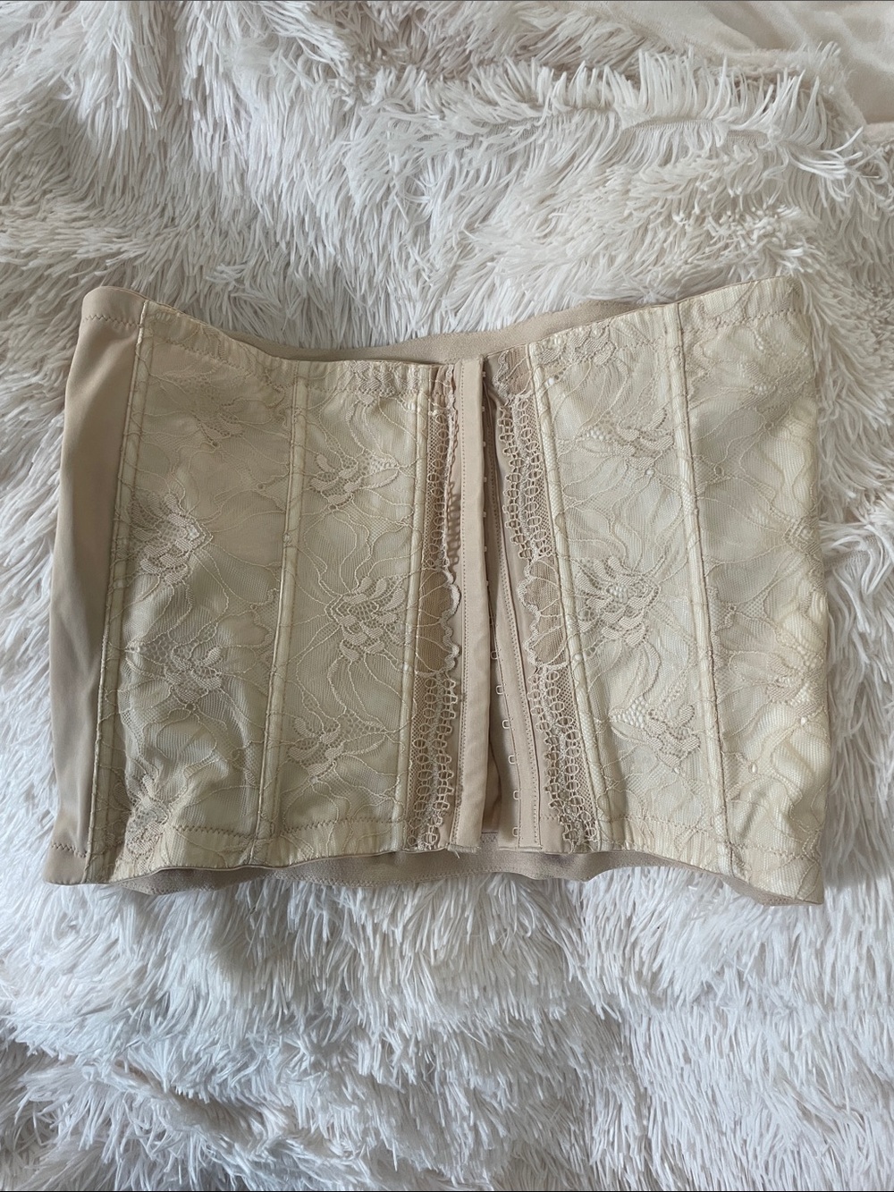 Maidenform Beige Lace Waist Cincher Shapewear Size 3X-NWOT